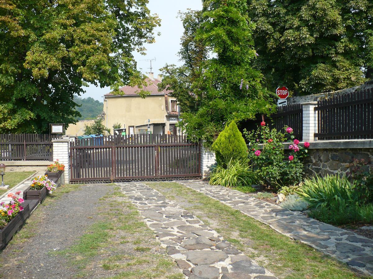 Apartments Ceske Stredohori Teplitz Exterior foto